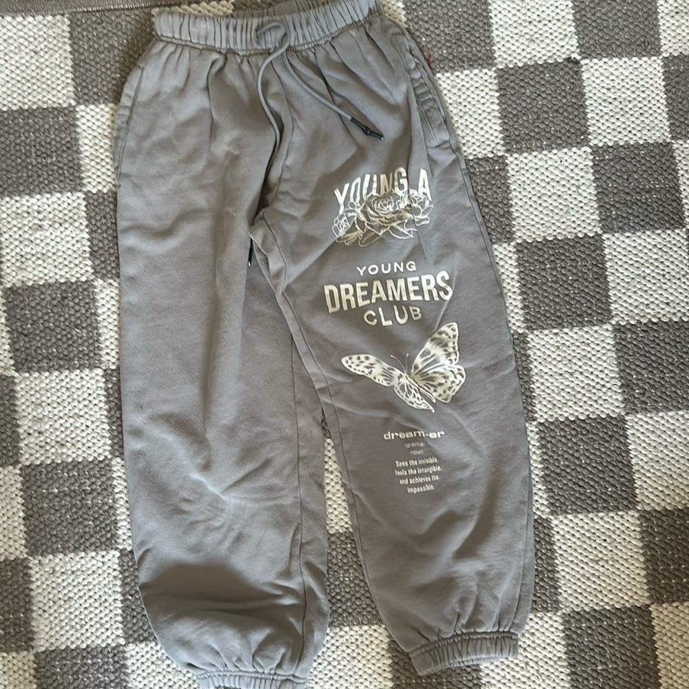 Young LA sweatpants